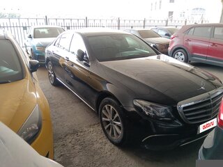 2020 Mercedes-Benz E-Класс 300 V (W213, S213, C238), чёрный, 3390000 рублей, вид 2