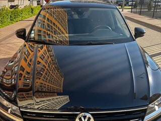 2020 Volkswagen Tiguan II, чёрный, 2650000 рублей, вид 4