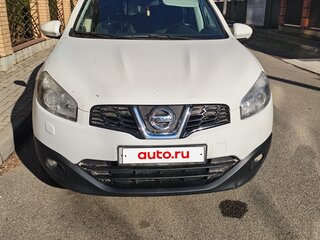 2010 Nissan Qashqai I Рестайлинг, белый, 800000 рублей, вид 2