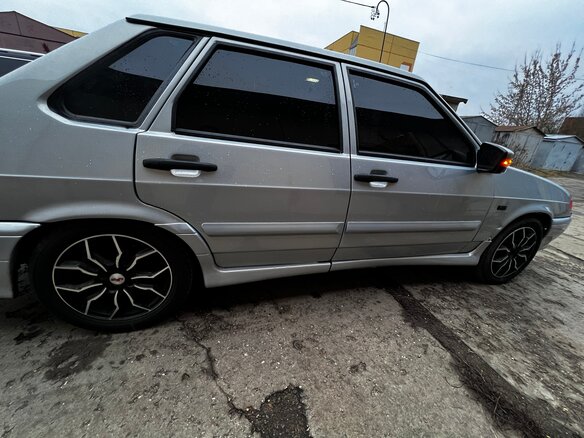 2004 Lada (ВАЗ) 2115, серебристый, 300000 рублей - вид 14