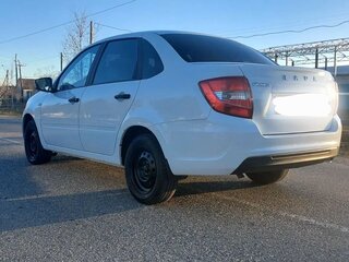 2018 Lada (ВАЗ) Granta I, белый, 570000 рублей, вид 4