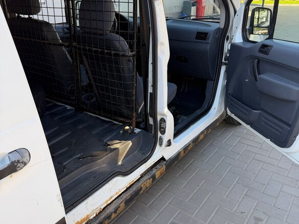 2007 Ford Transit Connect, белый, 290000 рублей - вид 13