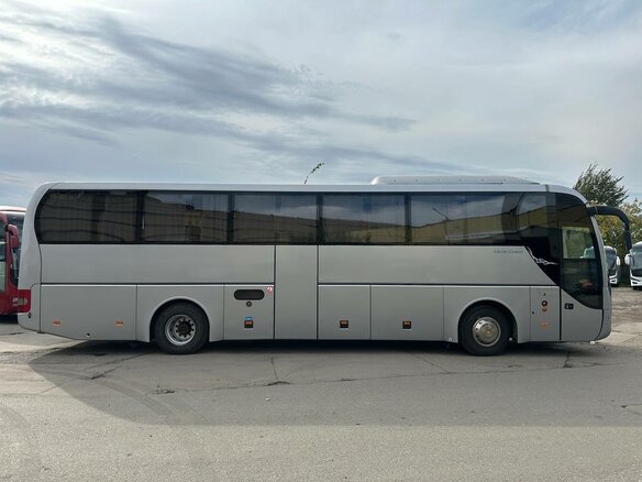 2008 MAN Lion's Coach, серый, 7500000 рублей - вид 2