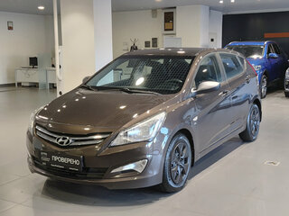 2015 Hyundai Solaris I Рестайлинг, коричневый, 934000 рублей, вид 1