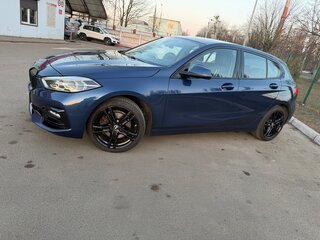 2020 BMW 1 серии 116d III (F40), синий, 1800000 рублей, вид 5