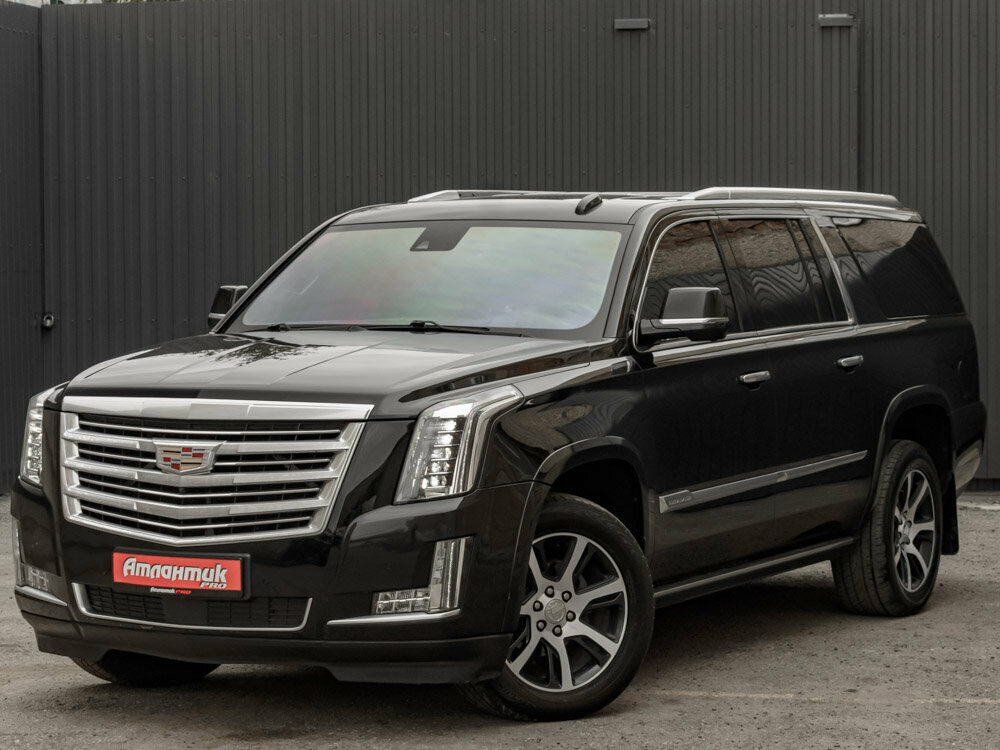 Открыть фотографии: Cadillac Escalade IV