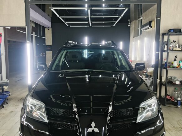2006 Mitsubishi Outlander I, чёрный, 920000 рублей - вид 2
