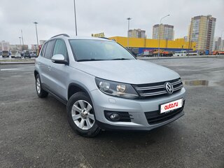 2011 Volkswagen Tiguan I Рестайлинг, серебристый, 1200000 рублей, вид 2