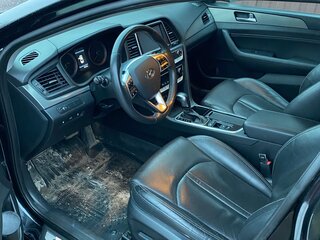 2017 Hyundai Sonata VII (LF) Рестайлинг, чёрный, 1480000 рублей, вид 5