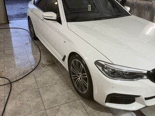 2018 BMW 5 серии 530i xDrive VII (G30/G31/G38), белый, 3000000 рублей, вид 2