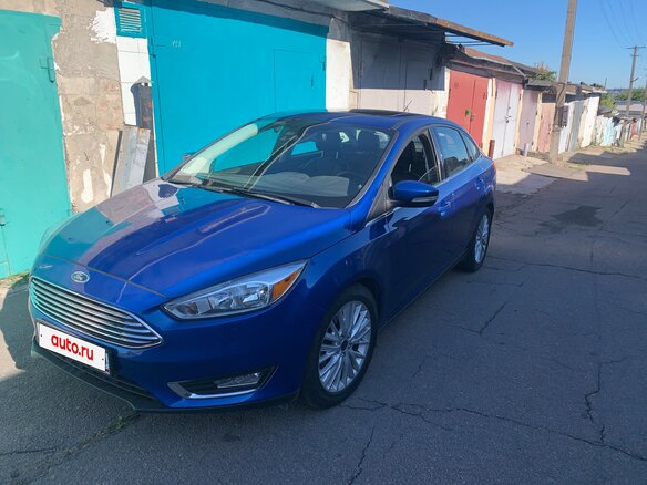 2017 Ford Focus III Рестайлинг, синий, 1480000 рублей - вид 1