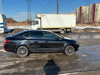 2020 Skoda Octavia III (A7) Рестайлинг, чёрный, 1700000 рублей, вид 3