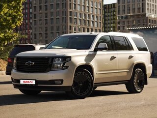 2015 Chevrolet Tahoe IV, белый, 4000000 рублей, вид 1