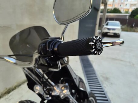 2010 Harley-Davidson Dyna Low Rider, красный, 810000 рублей, вид 3