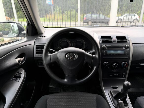 2008 Toyota Corolla X (E140, E150), серебристый - вид 10
