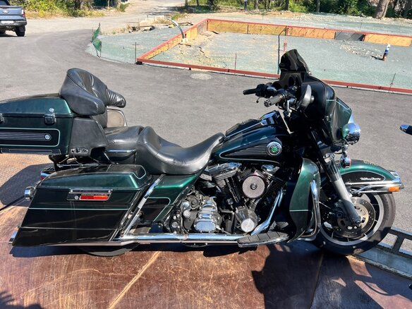 1997 Harley-Davidson Electra Glide, зелёный - вид 3