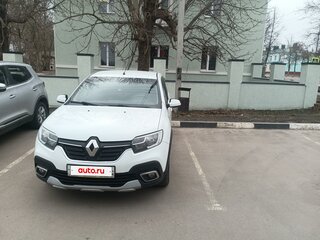 2020 Renault Logan Stepway II Рестайлинг, белый, 950000 рублей, вид 1