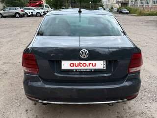 2018 Volkswagen Polo V Рестайлинг, серый, 590000 рублей, вид 5