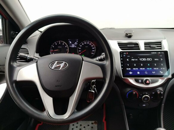 2013 Hyundai Solaris I, красный, 699000 рублей - вид 13