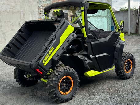 2020 BRP Can-Am Traxter X-MR, зелёный, 2400000 рублей, вид 4