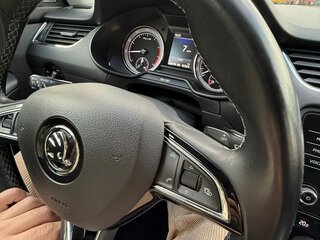 2017 Skoda Octavia III (A7) Рестайлинг, серый, 2300000 рублей, вид 5
