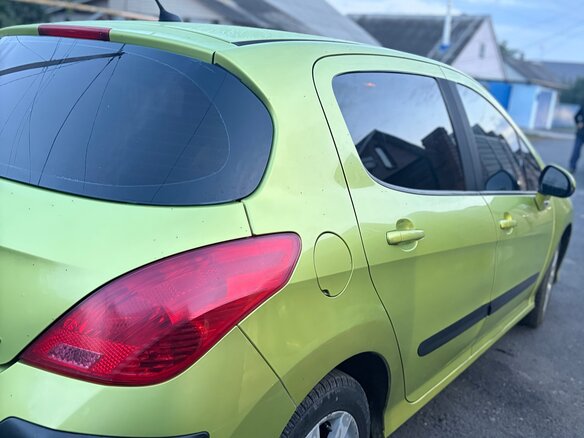 2008 Peugeot 308 I, жёлтый, 365000 рублей - вид 4