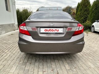 2012 Honda Civic IX, серый, 850000 рублей, вид 4