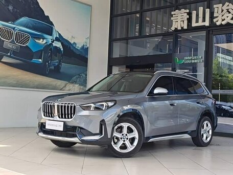 2023 BMW X1 Long 20Li sDrive III (U11/U12), серый, 3410000 рублей, вид 2
