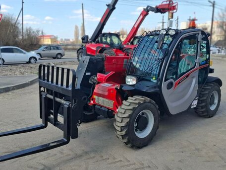 2024 Manitou MT, красный, 10430000 рублей, вид 1