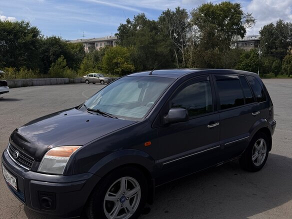 2010 Ford Fusion I Рестайлинг, серый