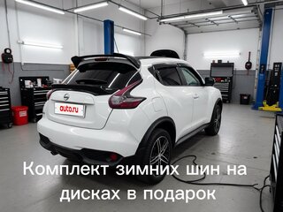 2017 Nissan Juke I Рестайлинг, белый, 1400000 рублей, вид 2