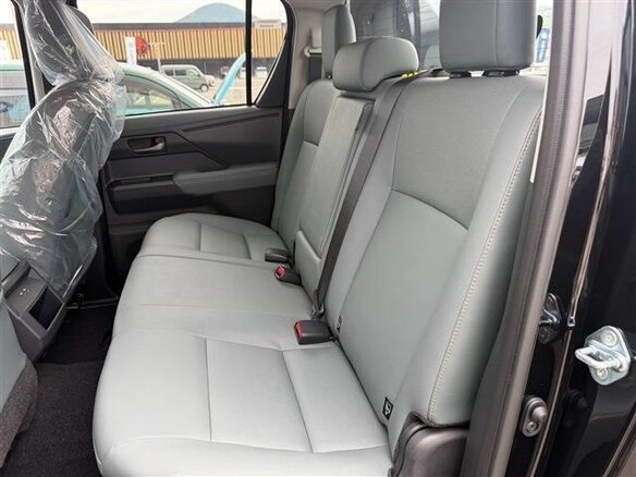 2026 Toyota Hilux IX, чёрный, 5875400 рублей - вид 15