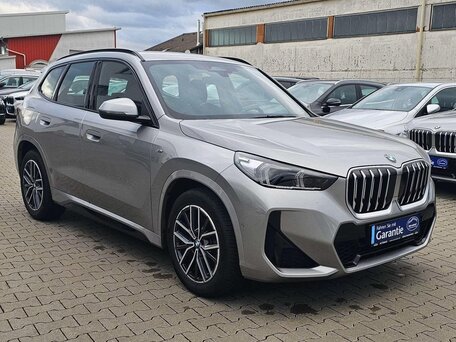 2023 BMW X1 18i sDrive III (U11/U12), серый, 3690000 рублей, вид 2