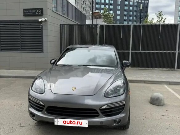 2010 Porsche Cayenne S II (958), серый, 1300000 рублей - вид 2
