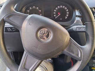 2015 Skoda Rapid I, белый, 980000 рублей, вид 5