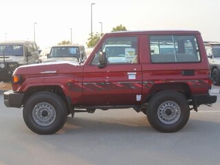 2026 Toyota Land Cruiser 71 70 Series Рестайлинг 2, красный, 10458000 рублей, вид 4