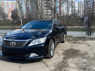 2012 Toyota Camry VII (XV50), чёрный, 1420000 рублей, вид 3