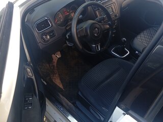 2013 Volkswagen Polo V, белый, 410000 рублей, вид 5