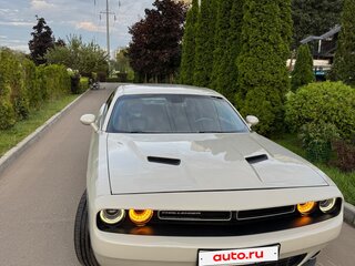 2017 Dodge Challenger III Рестайлинг 2, серый, 3990000 рублей, вид 5