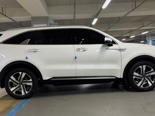 2021 Kia Sorento IV, белый, 3900000 рублей, вид 3