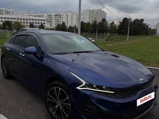 2021 Kia K5 III, синий, 2100000 рублей, вид 4