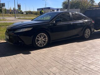 2018 Toyota Camry US Market VIII (XV70), чёрный, 1999999 рублей, вид 4