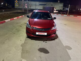 2014 Hyundai Solaris I Рестайлинг, красный, 600000 рублей, вид 1