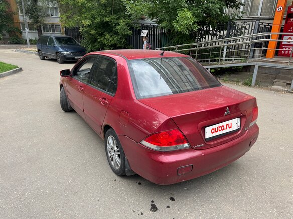 2005 Mitsubishi Lancer IX Рестайлинг, красный, 365000 рублей - вид 8