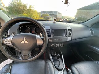 2012 Mitsubishi Outlander II Рестайлинг, чёрный, 1000000 рублей, вид 4