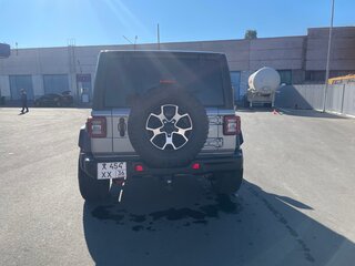 2020 Jeep Wrangler IV (JL), серый, 4500000 рублей, вид 4