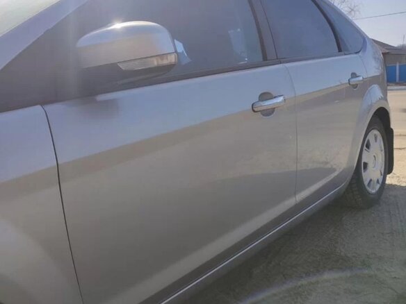 2009 Ford Focus II Рестайлинг, серебристый, 1000000 рублей - вид 11