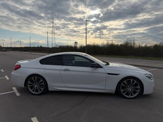2016 BMW 6 серии 640i xDrive III (F06/F13/F12) Рестайлинг, белый, 3130000 рублей, вид 4