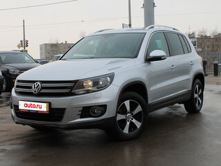 2013 Volkswagen Tiguan I Рестайлинг, серебристый, 1600000 рублей, вид 1