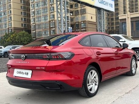 2022 Volkswagen Lamando L II, красный, 1950000 рублей, вид 4